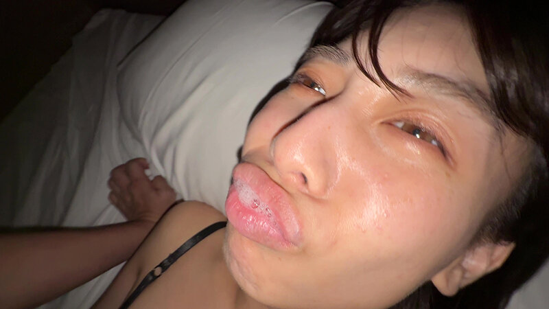 「【個人撮影】湊波流のデカ舌ディープキス&ツバ鼻吸い」のサンプル画像19枚目