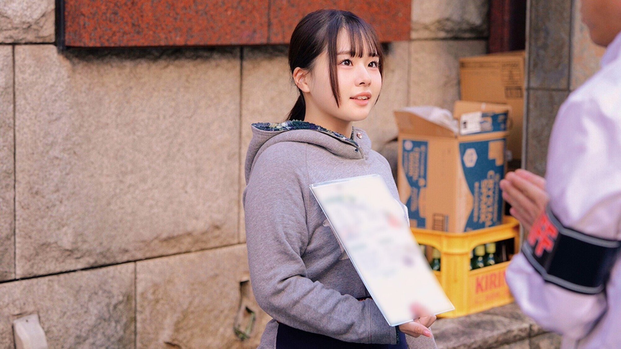 「ももな」のサムネイル