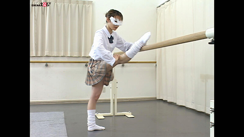 「天使美樹・緒川さら・松雪ひかる出演｜スレンダー美女の軟体バレエ｜レオタードアスリート作品」のサンプル画像10枚目