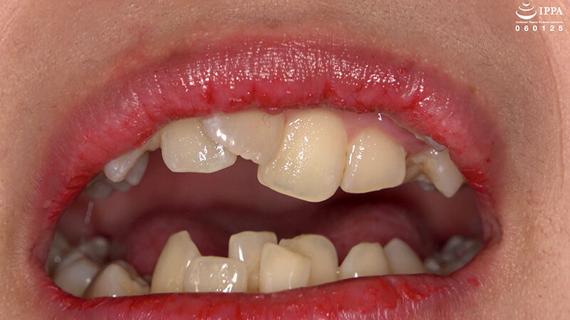 「【相楽さゆな】美少女M女の口内観察＆巨大女フェチプレイ｜歯・口腔フェチ動画」のサンプル画像9枚目