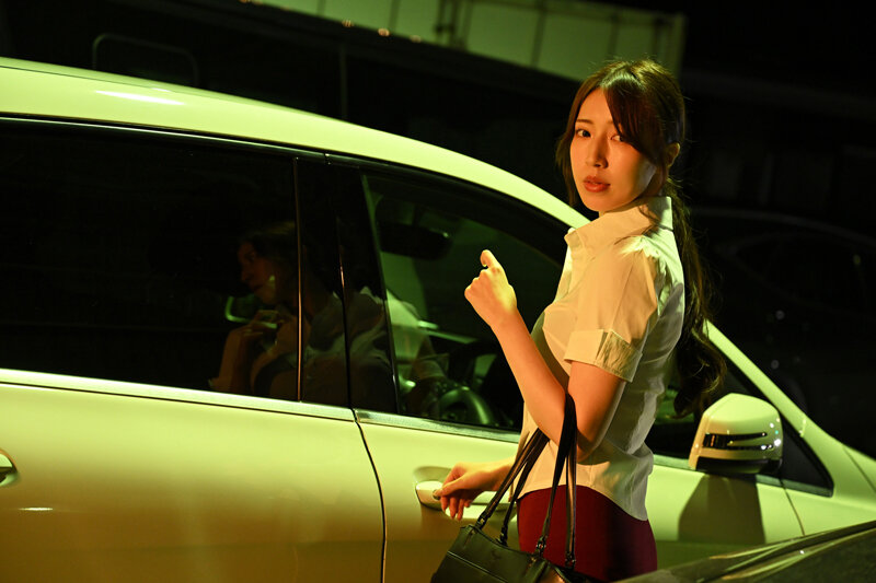 「巨乳痴女・あかね麗が乱交3Pで絶頂アクメ！中出し連発の過激プレイ集」のサンプル画像13枚目