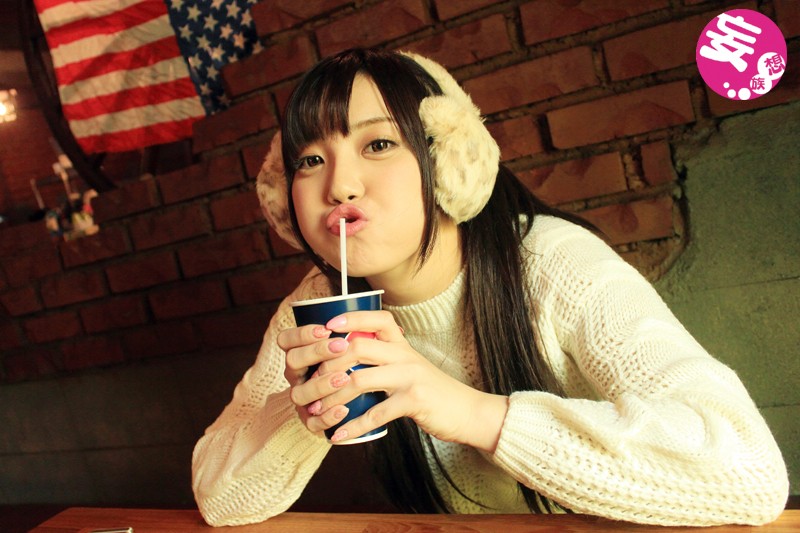 「亜莉西 Gカップ巨乳コリアンハーフ美少女に中出し ミニ系天然美女の初撮りデビュー」のサンプル画像1枚目