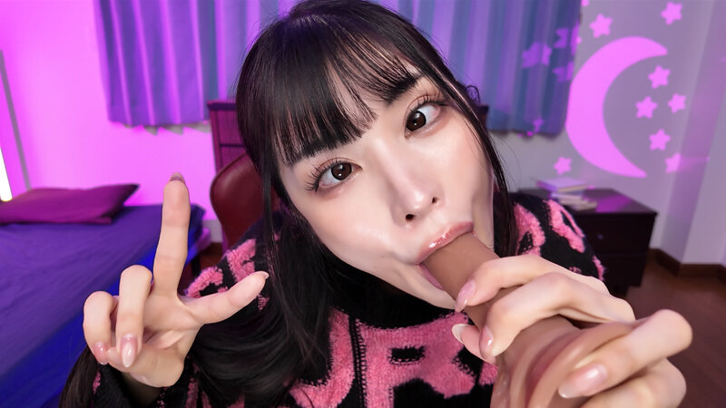 「胡桃さくらが魅せる巨乳×美尻フェチ全開の洗脳プレイ！路上配信で過激展開」のサンプル画像3枚目