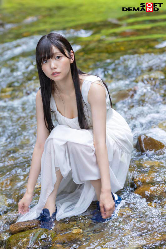 「松永あかりOL宣伝部で中出し解禁！ハメ撮り3P・4Pで魅せる濃密プレイ完全収録」のサンプル画像2枚目