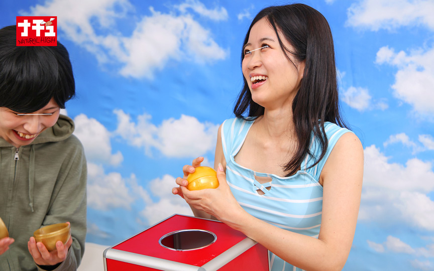 「【素人】つるぺた貧乳女子が男装で羞恥チャレンジ！興奮して中出しを許す展開に【もも＆ことね】」のサンプル画像10枚目