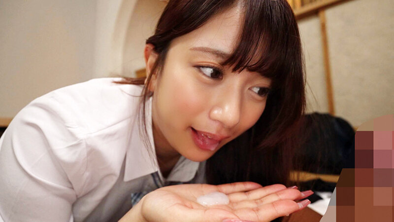 「五芭・黒島玲衣・北岡果林が魅せる制服女子校生の大胆フェラ！痴女JKの誘惑テクニック」のサンプル画像9枚目