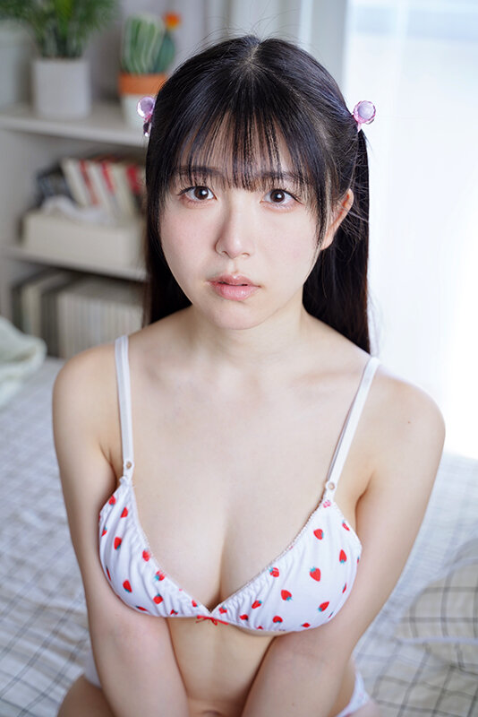 「真白ふわり セーラー服美少女が中出しで性開発される巨乳JK調教ドキュメント」のサンプル画像1枚目