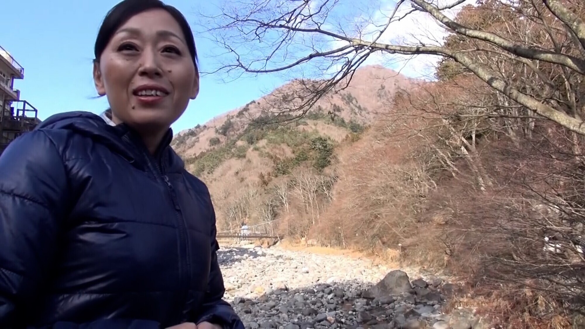 「地方の未亡人をナンパしてエッチで女性ホルモンを取り戻してみませんか？久しぶりの男性に興奮しちゃう熟女と濃厚セックス！」のサムネイル