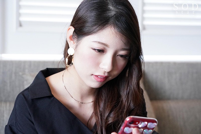 「小倉由菜のぶっかけ作品が話題！美少女女優の大量顔射プレイを徹底レビュー」のサンプル画像15枚目