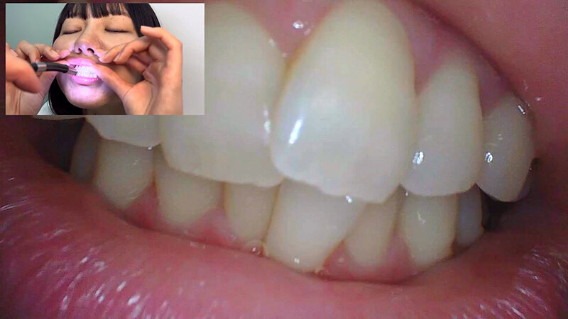 「【素人ナンパ】街角お姉さんみゆりちゃんの口内観察！テレビ局AD美女が恥じらい体験」のサンプル画像16枚目