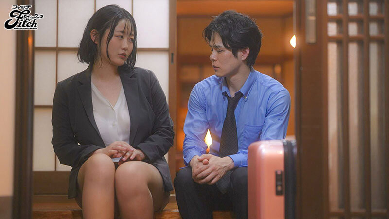 「南見京 巨乳女教師が中出しで乱れる！欲求不満な人妻と相部屋で濃厚セックス」のサンプル画像1枚目